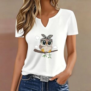 T-shirt hibou aux grands yeux, col V et motif malicieux